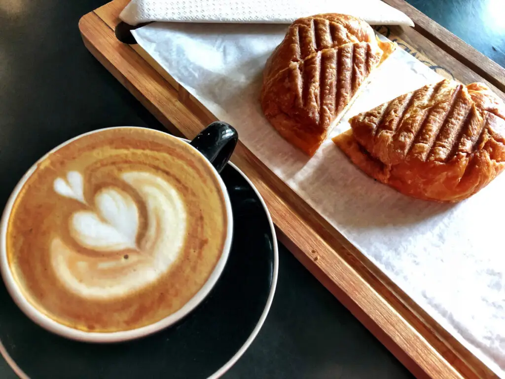 Delicous Cafe Latte at Cuatro Sombras in Old San Juan