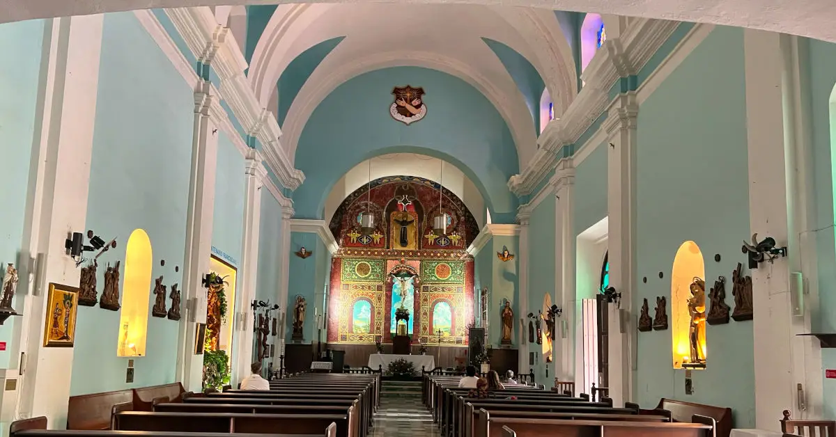 The alter at Parroquia San Francisco de Asis, Old San Juan