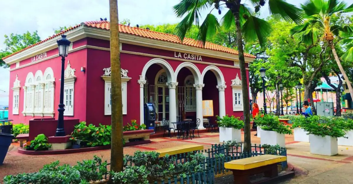 Raise Your Glass: Discover La Casitas de Ron in Old San Juan